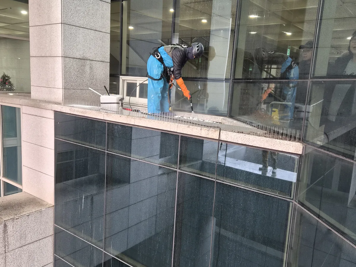동구 동부동 건물 복도·대기 동선 야간 위생청소 사례 - 행진크린
