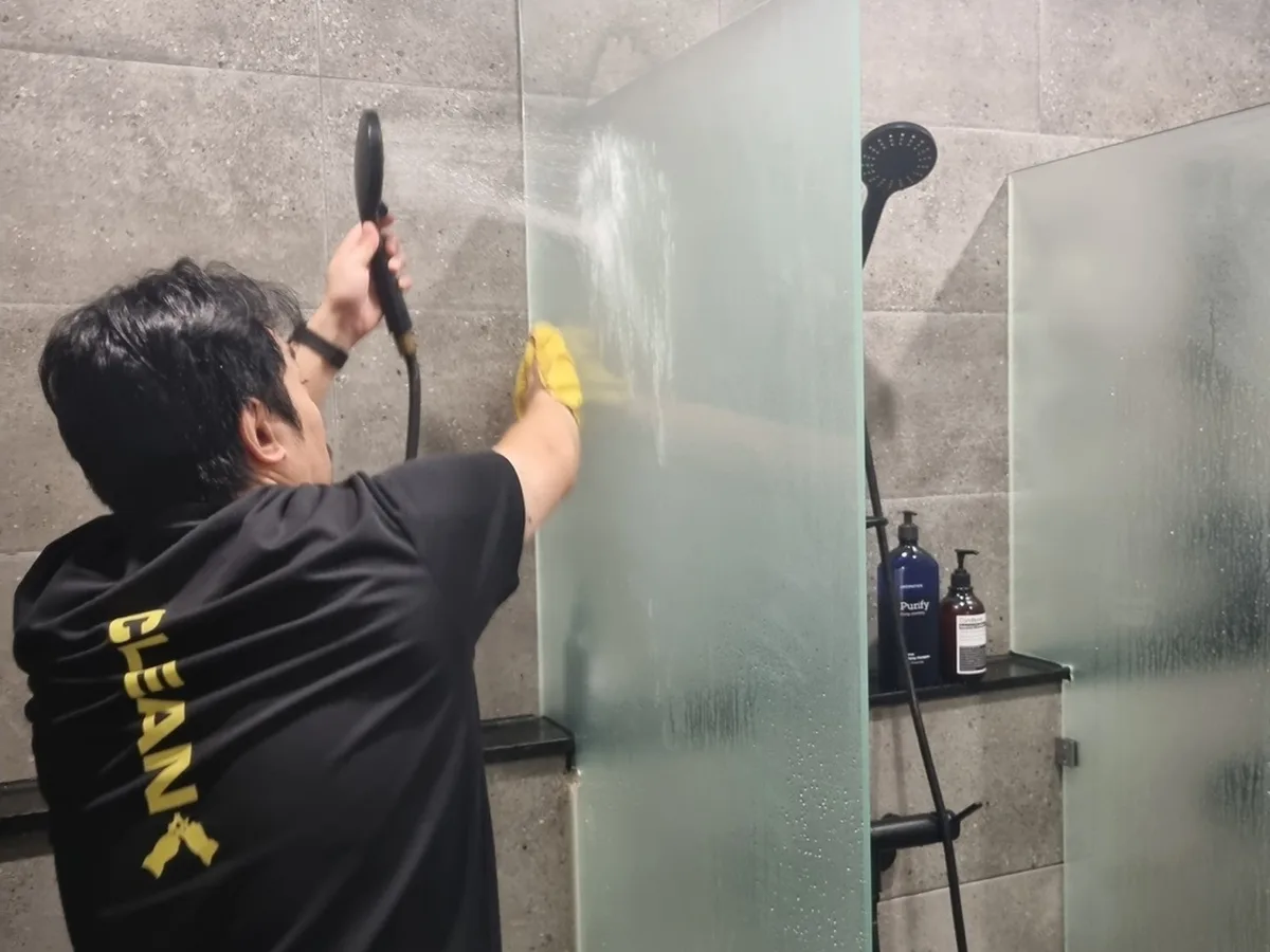 북구 가대동 헬스장 복도·대기 동선 야간 위생청소 사례 - 행진크린