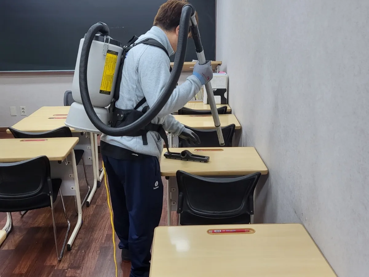 남구 선암동 학원 좌석·책상 진공 바닥 위생청소 사례 - 행진크린